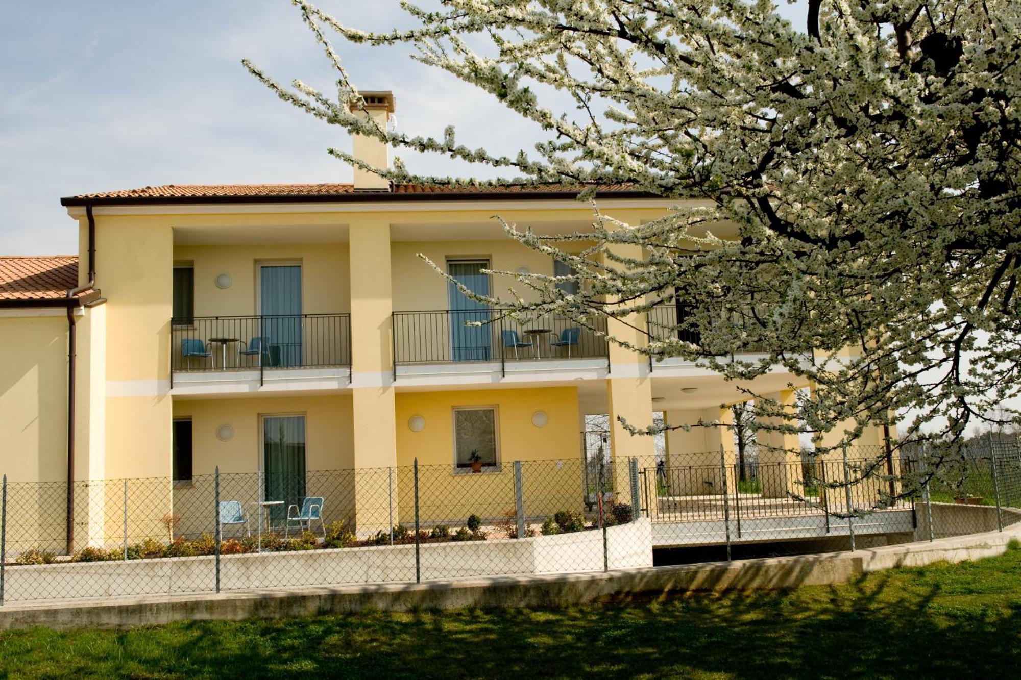 B&B Daniel Silea Екстериор снимка